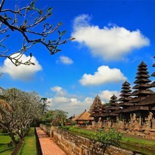 Taman Ayun Temple